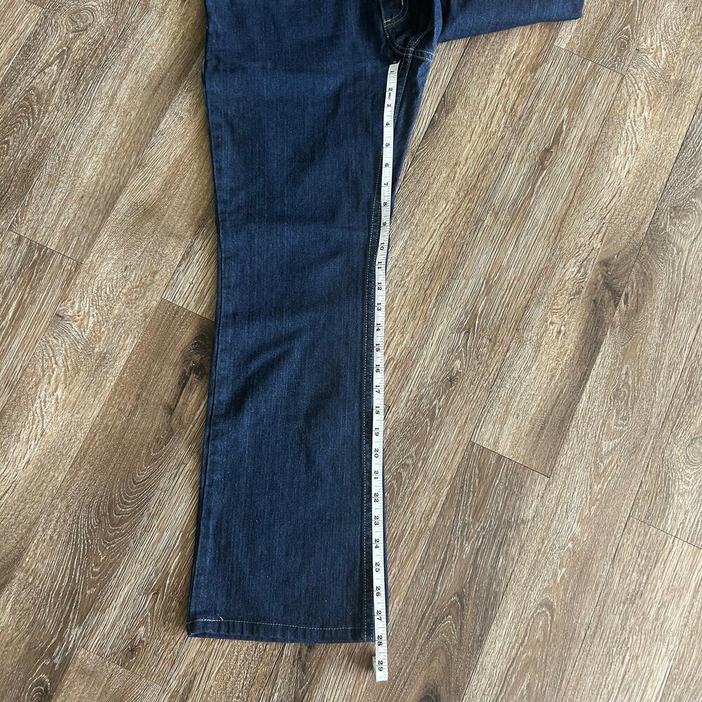 Carhartt Women’s Dark Wash Bootcut Jeans, Rugged Western Style, Size 6. - Picture 5 of 10